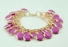 安琪儿饰品 典雅时尚女款手链与多色手镯，批发零售兼美发饰品销售的一站式选择